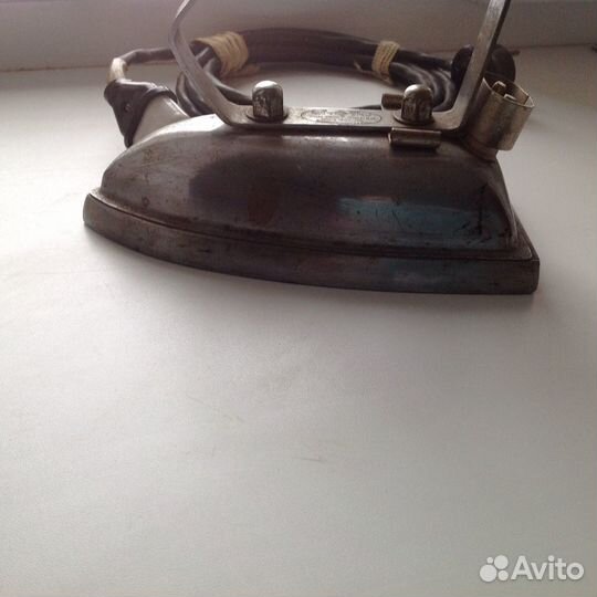 Старинный утюг 1955г рабочий