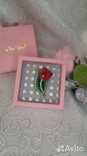 Брошь Тюльпан