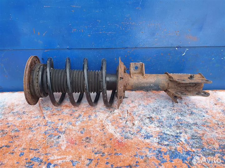 Стойка передняя левая Ford Mondeo 5 2014-2019