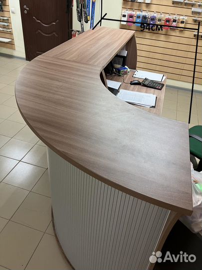 Стойка ресепшн бу