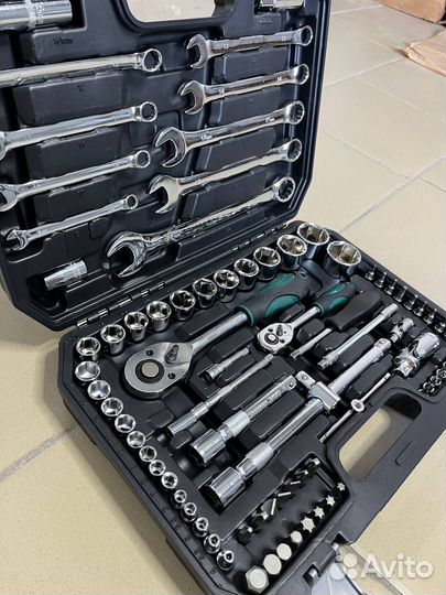 Набор инструментов Tools 82 предмета