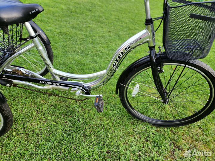 Трехколесный велосипед stels