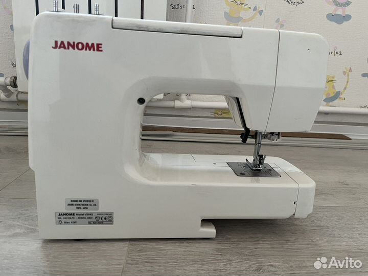 Швейная машина Janome VS54S
