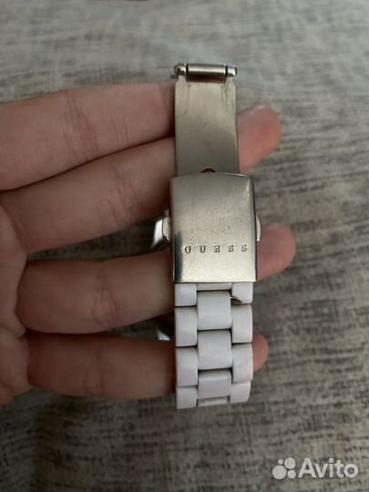 Часы guess