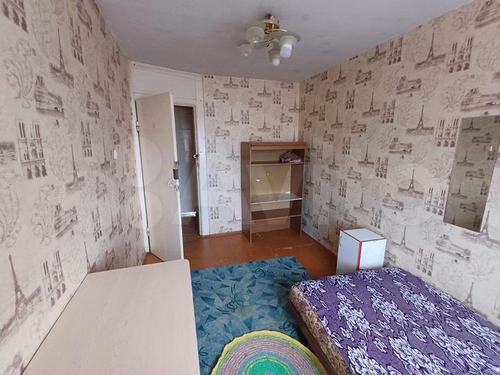Комната 12 м² в 3-к., 5/5 эт.