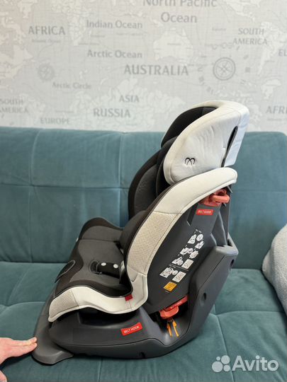 Автомобильное кресло Carmate Swing moon Premium