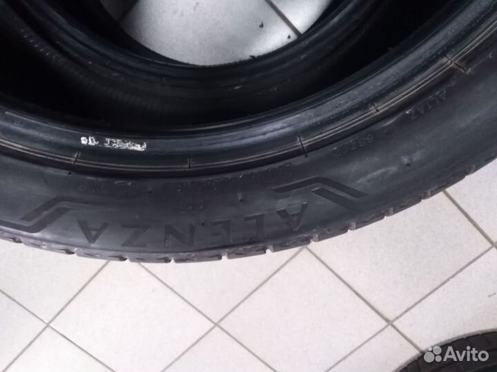 Bridgestone Alenza 001 285/40 R21 109Y