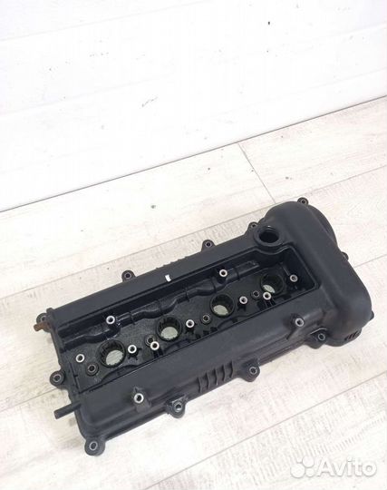 Клапанная крышка Kia Rio 3 Hyundai Solaris