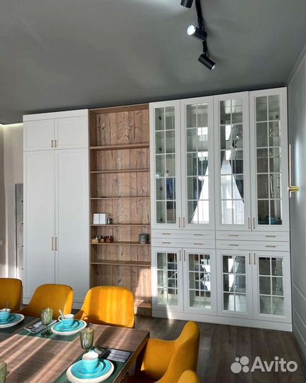 Шкаф распашной