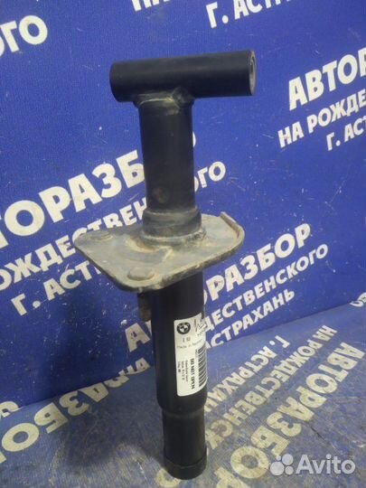 Кронштейн усилителя заднего бампера Bmw E53