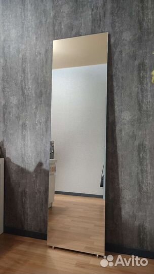 Зеркало настенное (парящее)