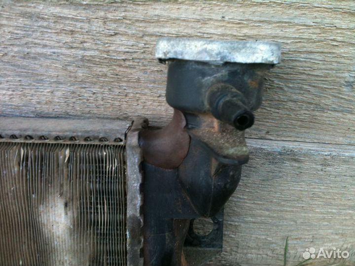 Радиатор Киа Рио 2005г