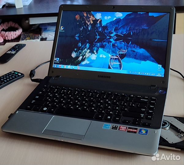 Ноутбук Samsung np355v4c