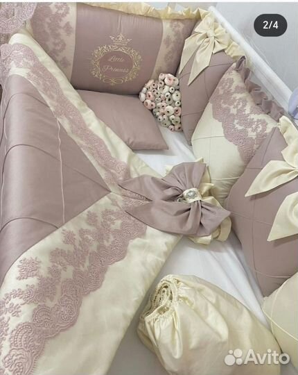 Бортики в кроватку с балдахином