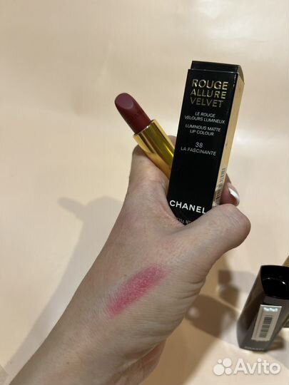 Chanel rouge allure velvet сияющая/матовая помада