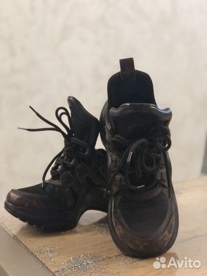 Louis vuitton женские кроссовки оригинал