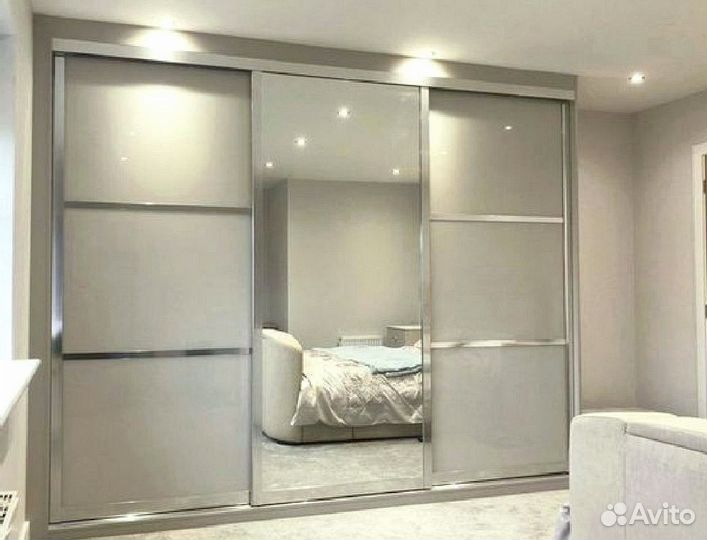 Двери купе в спальню