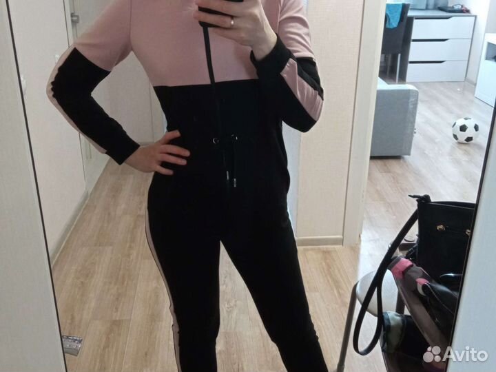 Комбинезон женский спортивный