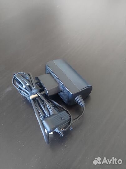 Зарядное устройство Sony ericsson