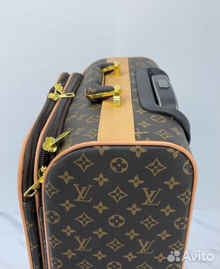 Чемодан louise vuitton, размер L