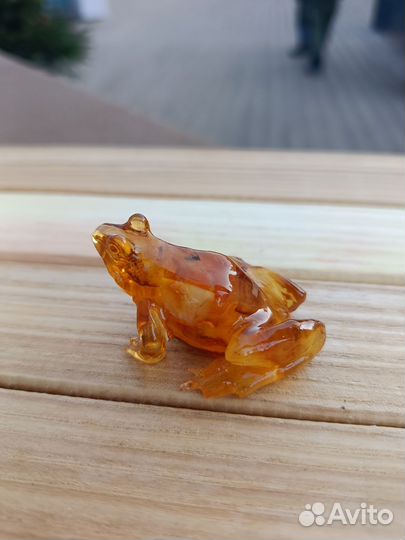 Фигурка украшение декор Лягушка янтарь