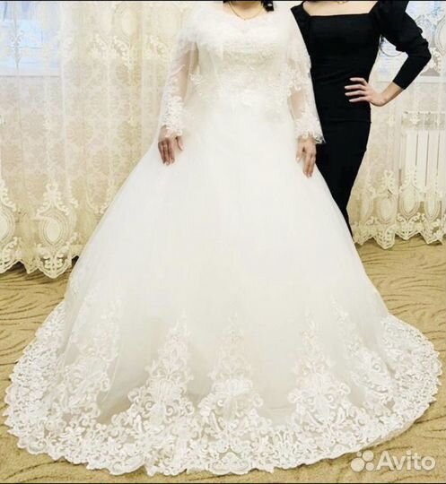 Платье свадебное