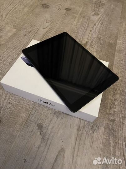 iPad air (Wi-Fi + cellular), 32 GB