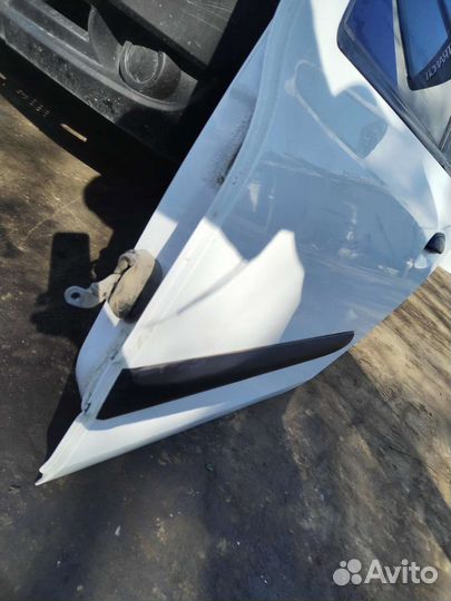 Дверь задняя левая Рено Симбол 2003г