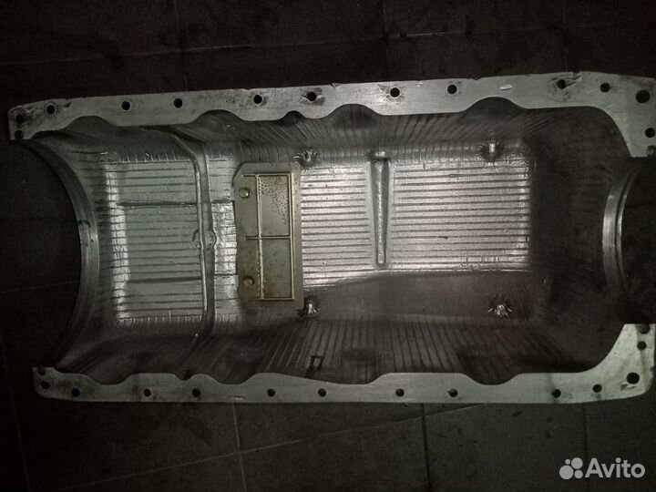 Картер на двигатель д245
