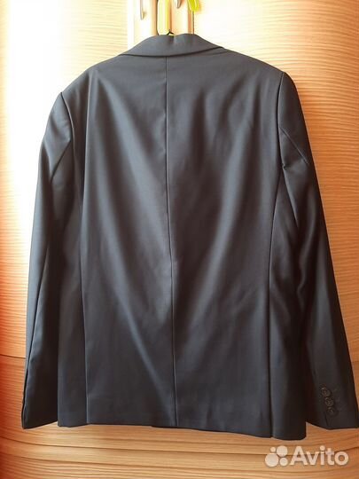 Новый шерстяной брючный костюм на мальчика 158 раз