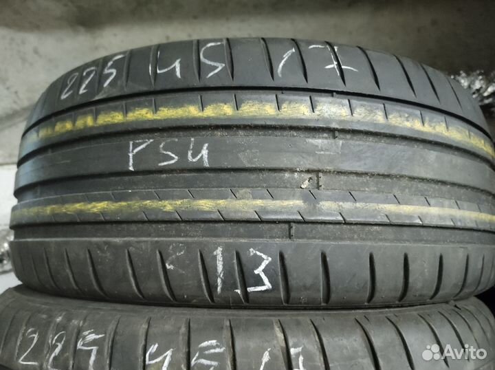 Michelin Pilot Sport 4 225/45 R17 Y