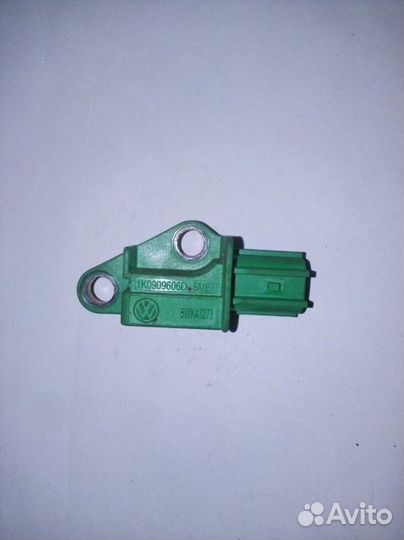 Датчик airbag Skoda Octavia A5