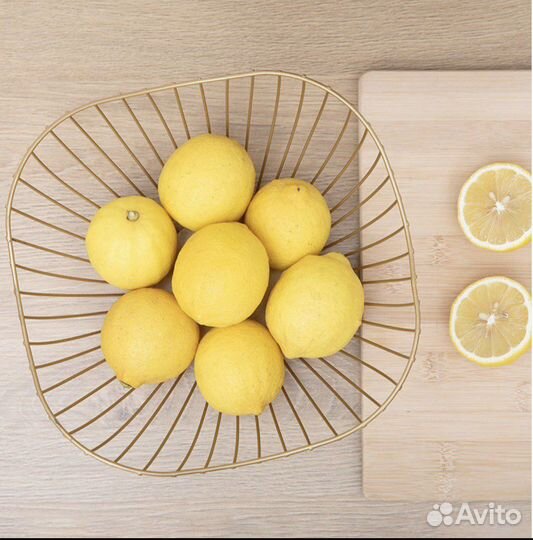 Ваза для фруктов металлическая золотая