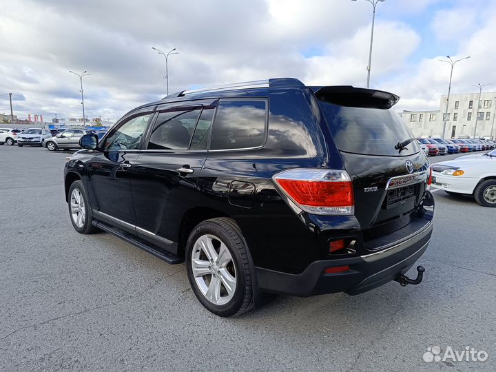 Toyota Highlander 3.5 AT, 2011, 221 158 км