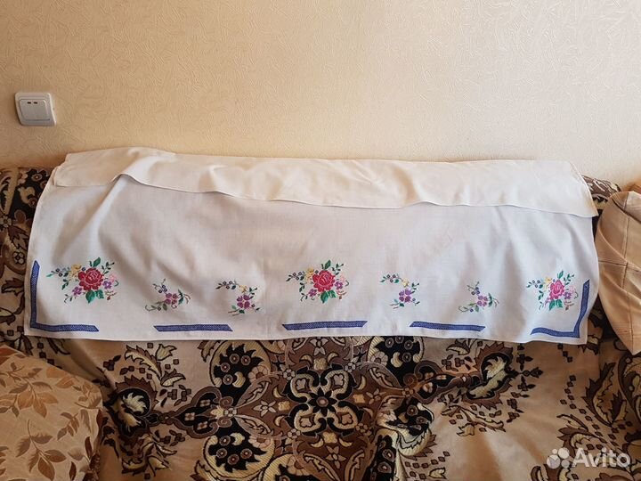 Огромный вышитый яркий накомодник из хлопка СССР