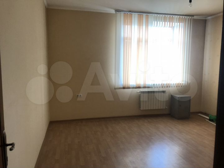 Офис, 650 м²