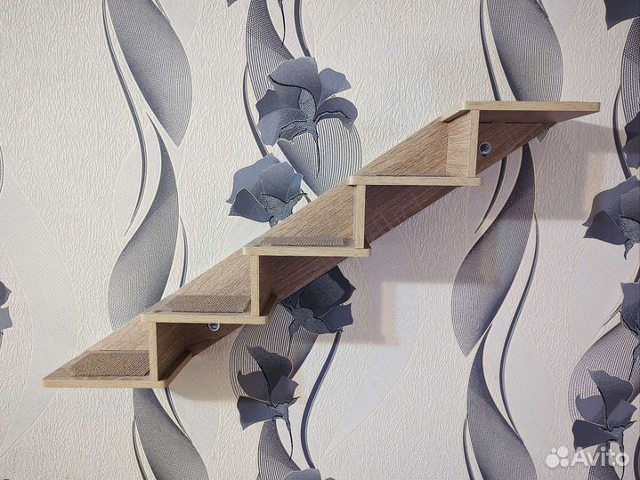 Лесенка настенная для кота