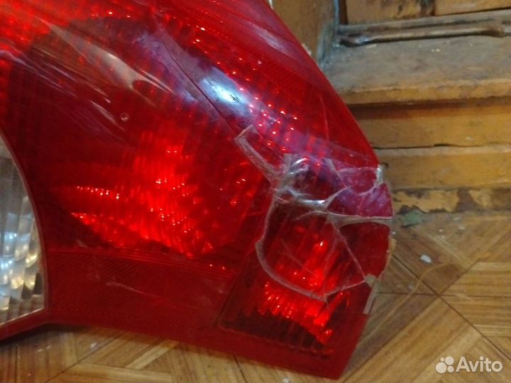 Задняя фара ford focus