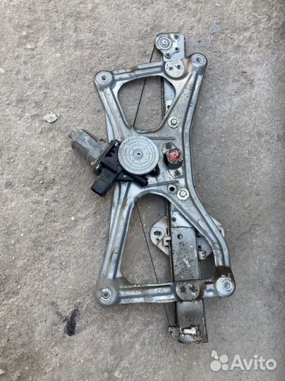 Honda Civic 4d Стеклоподъемник Передний правый