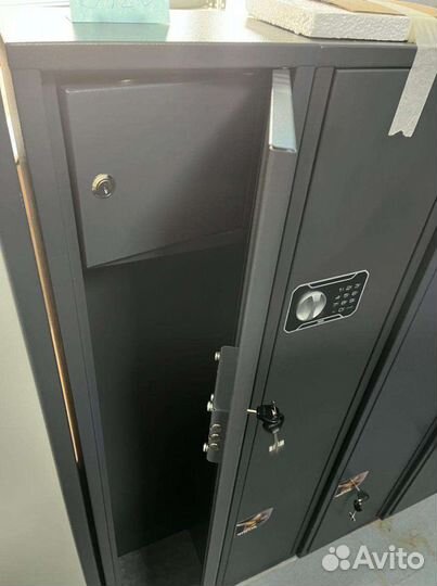 Оружейный сейф Чирок 1318 1,3 м высотой