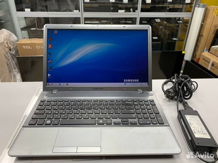 Ноутбук Samsung AMD A8 4 ядра/ SSD 120Gb