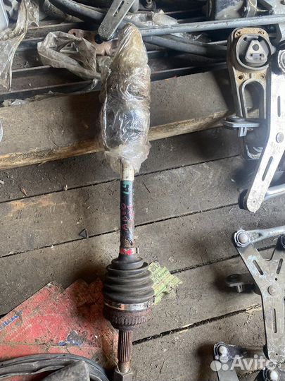 Привод левый 1,4 шевроле авео т 250