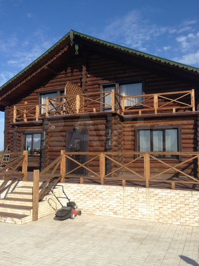 Коттедж 265 м² на участке 50 сот.