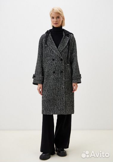 Пальто женское демисезонное с капюшоном 46