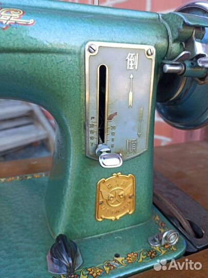Швейная машина flying man, раритет кндр, 1958 год