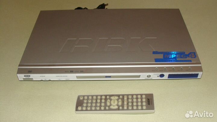 DVD Player (светится пульт)