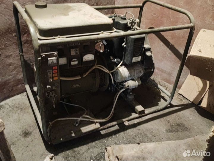 Генератор дизельный новый