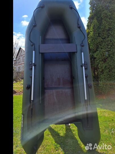 Лодка Аква 3200 с мотором 8лс