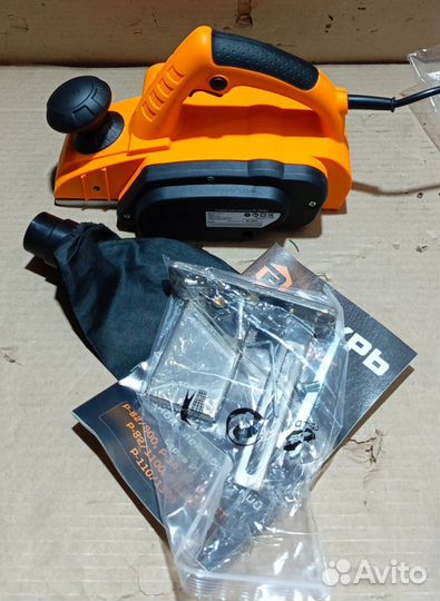 Повреждена упаковка Рубанок Вихрь Р-3А/82