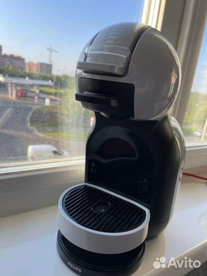 Капсульная кофемашина dolce gusto